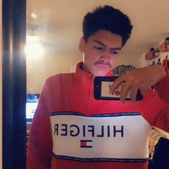 alex7002